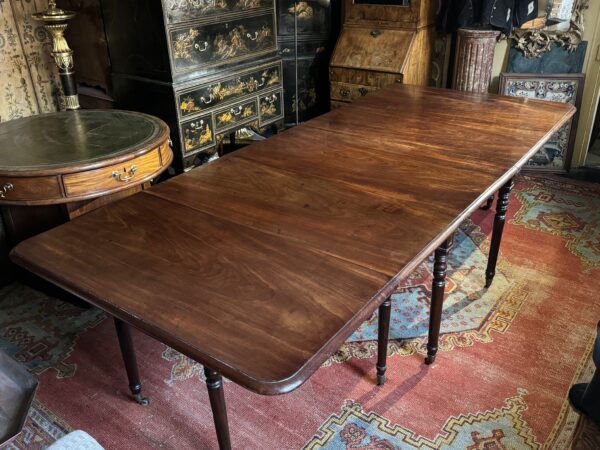 Large Regency Period Mahogany Dining Table Interior #2