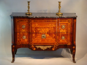 Louis XV transitional marquetry commode