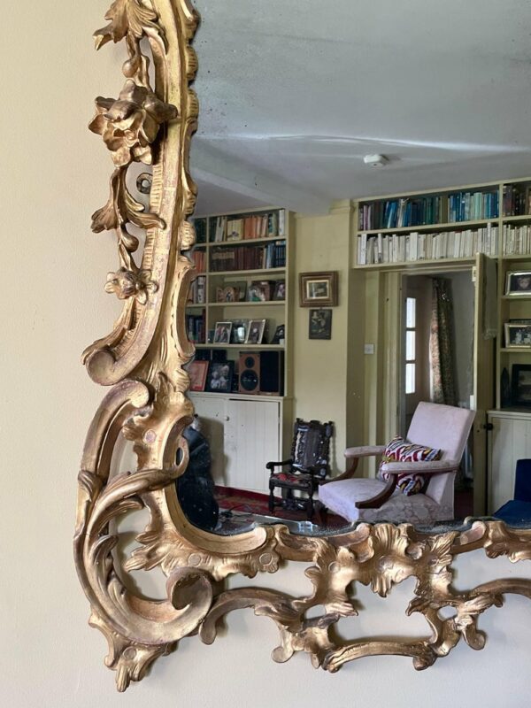 Fine 18th century George III carved giltwood mirror - Corner