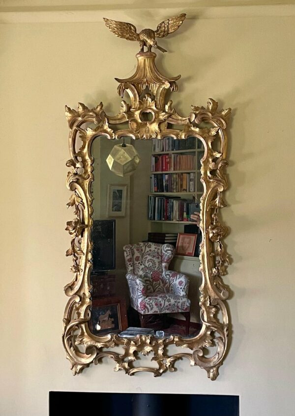 Fine 18th century George III carved giltwood mirror