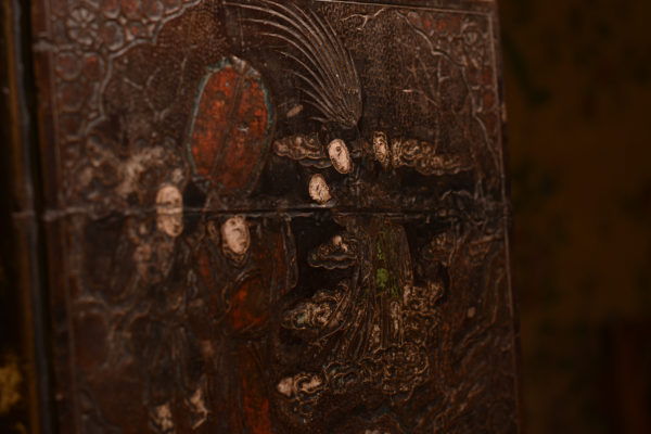 A rare Chinese Kangxi polychrome Coromandel lacquer casket - Panel