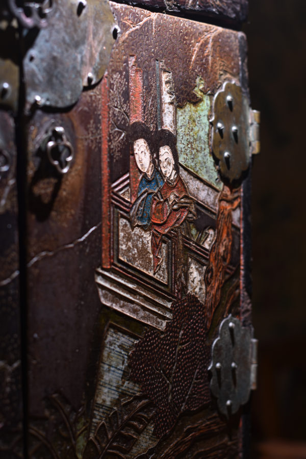 Rare Chinese Kangxi polychrome Coromandel lacquer casket - Front