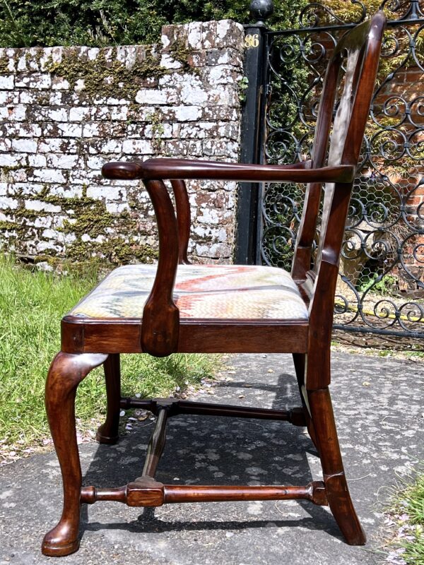 George II period walnut armchair - Side