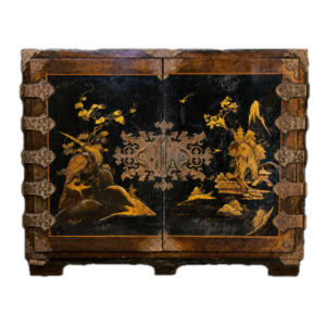 18th Century Chinoiserie Lacquer Cabinet