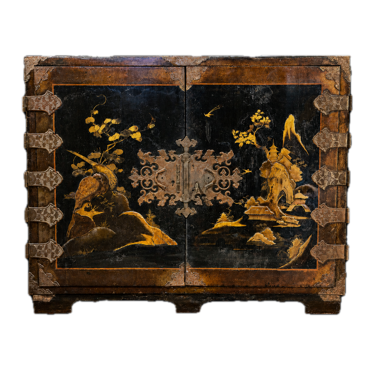 18th Century Chinoiserie Lacquer Cabinet
