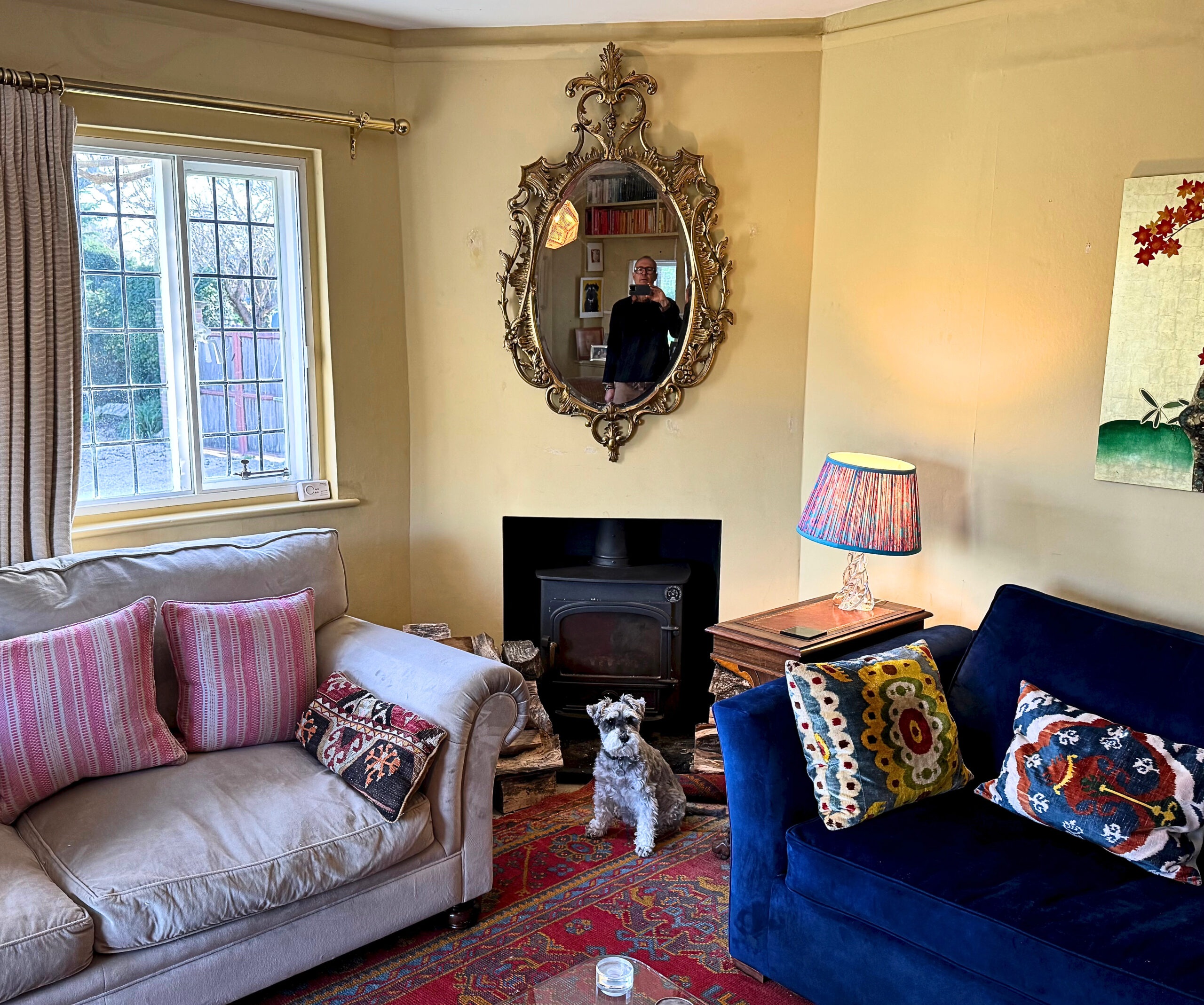 7311ccf0-b1fc-4c92-9755-60112ee5d019 Large George III Chippendale Carved Giltwood Mirror In Situ